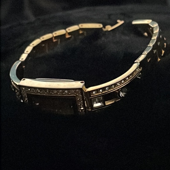 Côte d'Azure Crystal Inlay Quartz Analog Women's Watch - Picture 5 of 11